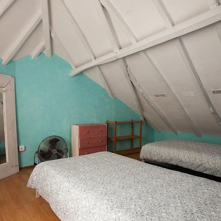 Ericeira Surf Camp 호스텔 객실 사진